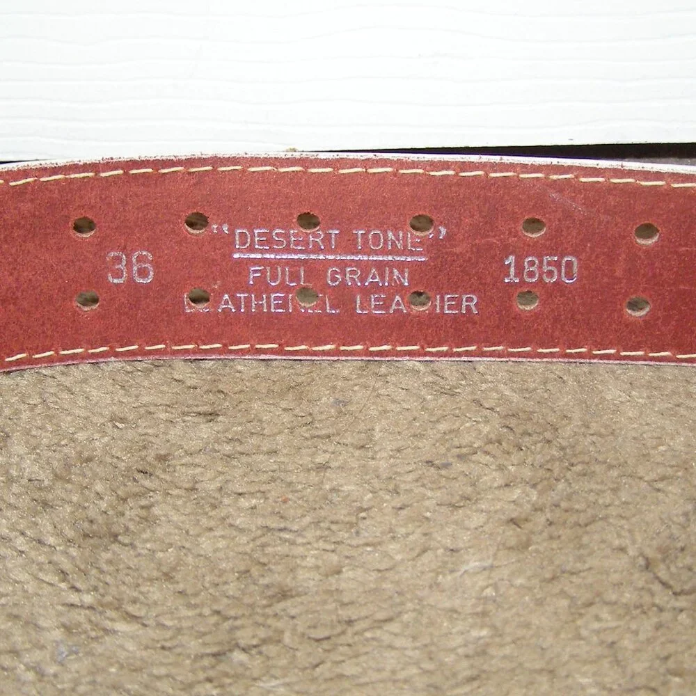 Men's Vintage Belt size 36 Brass Buckle Double Hole 